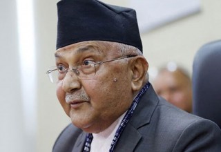 पूर्वमाओबादी नेता थापा भन्छन्-‘ओलीले दुवै पद छोड्दा पार्टी विघटन हुन्छ’