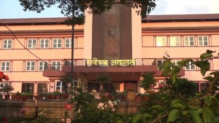 आरडीटीलाई निरन्तरता दिनुको लिखित जवाफ पेश गर्न सर्वोच्चको आदेश