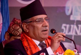 नेकपा अध्यक्ष प्रचण्ड राष्ट्रपति निवासबाट बालुवाटार फिर्ता