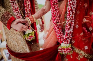 १६ जना सङ्क्रमित भएपछि बेहुलालाई पर्यो आपत, छ लाख जरिवाना