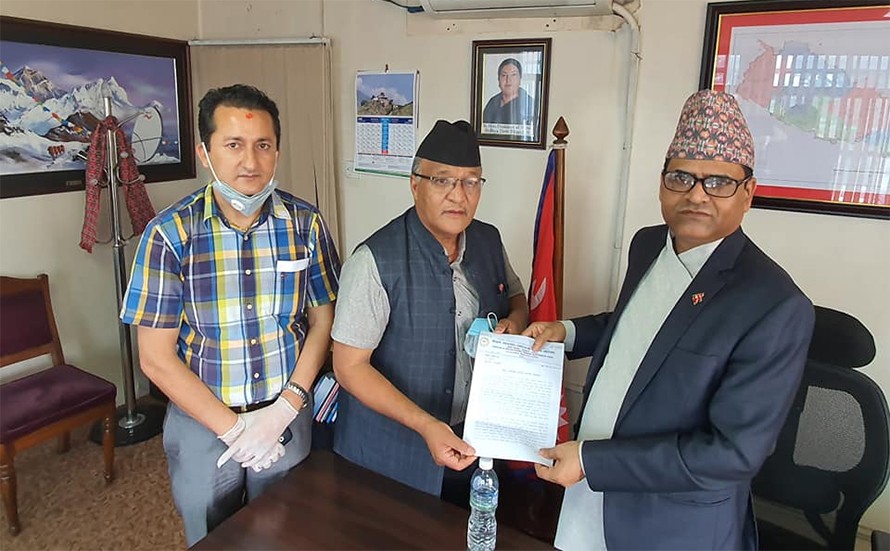 निजी सवारीलाई भाडाका यात्रु बोक्न नदिन सरकारको ध्यानार्षण