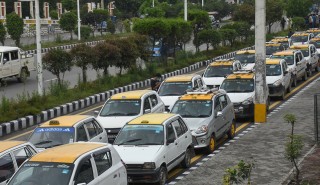 ट्याक्सी सञ्चालनमा अवरोध नगर्न सरकारलाई संसदीय समितिको निर्देशन