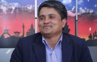 प्रधानमन्त्रीका सल्लाहकारको प्रश्न – चिनियाँ राजदूतबाट सिकुन अरुले, विरोध किन ?