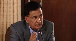 गभर्नर ज्यु, ७ प्रतिशतको आर्थिक वृद्धि कसरी हासिल हुन्छ ?