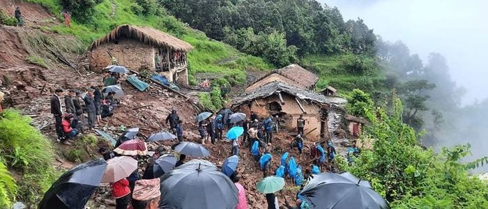 पहिरोले विस्थापित नागरिकको पीडा , खाने अन्न छैन, बस्ने घर छैन