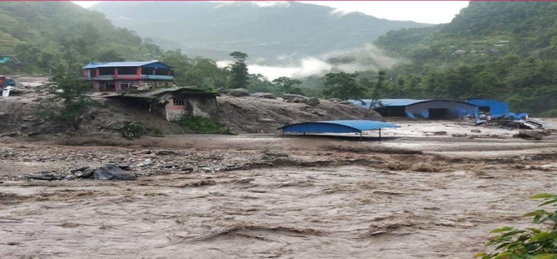 देशभर बाढी पहिरोको जोखिम, १८ लाख मानिस विस्थापित हुने अनुमान