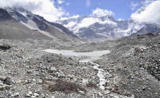 सङ्खुवासभाका चार र तिब्बतका १७ वटा हिमताल फुट्ने खतरा