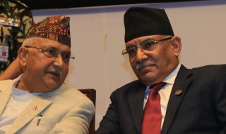 वामदेवसँगको भेटपछि ओलीसँग छलफल गर्न प्रचण्ड बालुवाटारमा