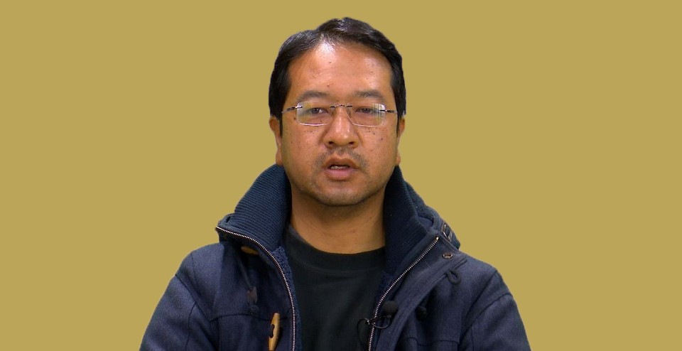कोरोनाको दोस्रो लहरको खतरा भएकाले भीडमा होली नबनाऔं : डा. पुन