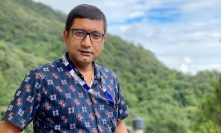 प्रेस युनियन महासचिब शिवाकोटीद्वारा तेजु स्मृती अक्षयकोषमा आर्थिक सहयोग