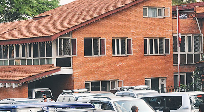 राजनीतिक नियुक्तिको दुरुपयोग भएको भन्दै नेकपाकै नेता कार्यकर्ता लज्जित