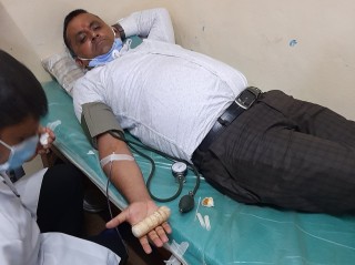 गाउँपालिका अध्यक्षले यसरी बचाए एक महिलाको ज्यान
