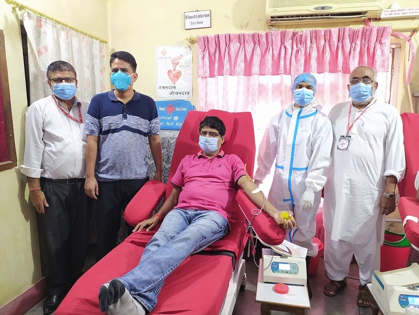 बाँकेमा कोरोना संक्रमितको प्लाज्मा थेरापीमार्फत उपचार शुरु