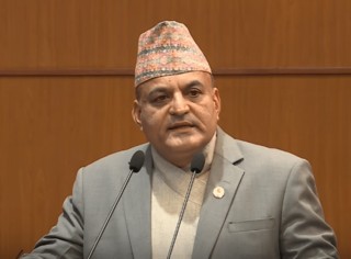असन्तुष्ट पक्ष अनसन बसे पनि देउवाले नियुक्ति फिर्ता नलिने दाबी