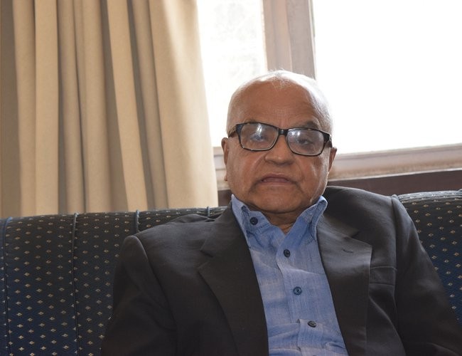 देश र दल गलत व्यक्तिको हातमा पुग्नुमा जनता र कार्यकर्ता नै दोषी : विश्लेषक बराल