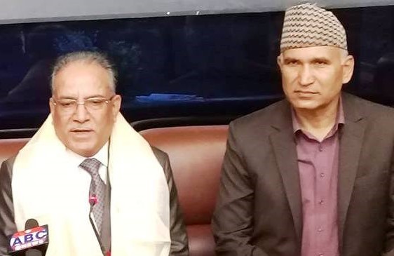 खुमलटार गएर पौडेलले भेटे प्रचण्ड, यस्तो छ भेट्नुको कारण