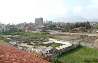 बालुवाटार जग्गा प्रकरणमा मुछिएका इन्जिनियर श्रेष्ठ पाँच लाख धरौटीमा छुटे