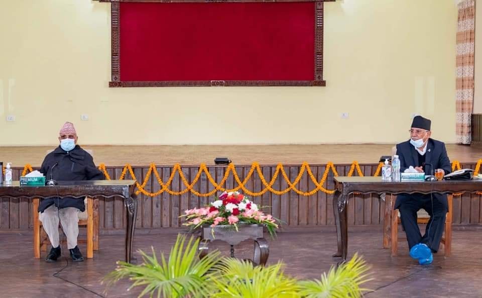 नेकपा सचिवालय बैठक जारी, अध्यक्षद्वयका प्रतिवेदनमाथि छलफल हुँदै