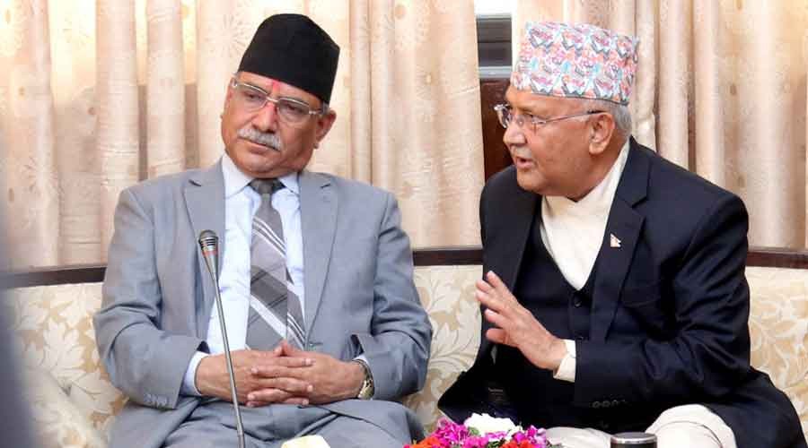 प्रचण्डलाई भेट्न प्रधानमन्त्री ओली खुमलटार जाँदै