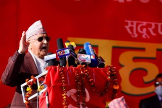 भगौडा भनेपछि ओलीलाई प्रचण्ड–नेपाल समूहको कडा जवाफ