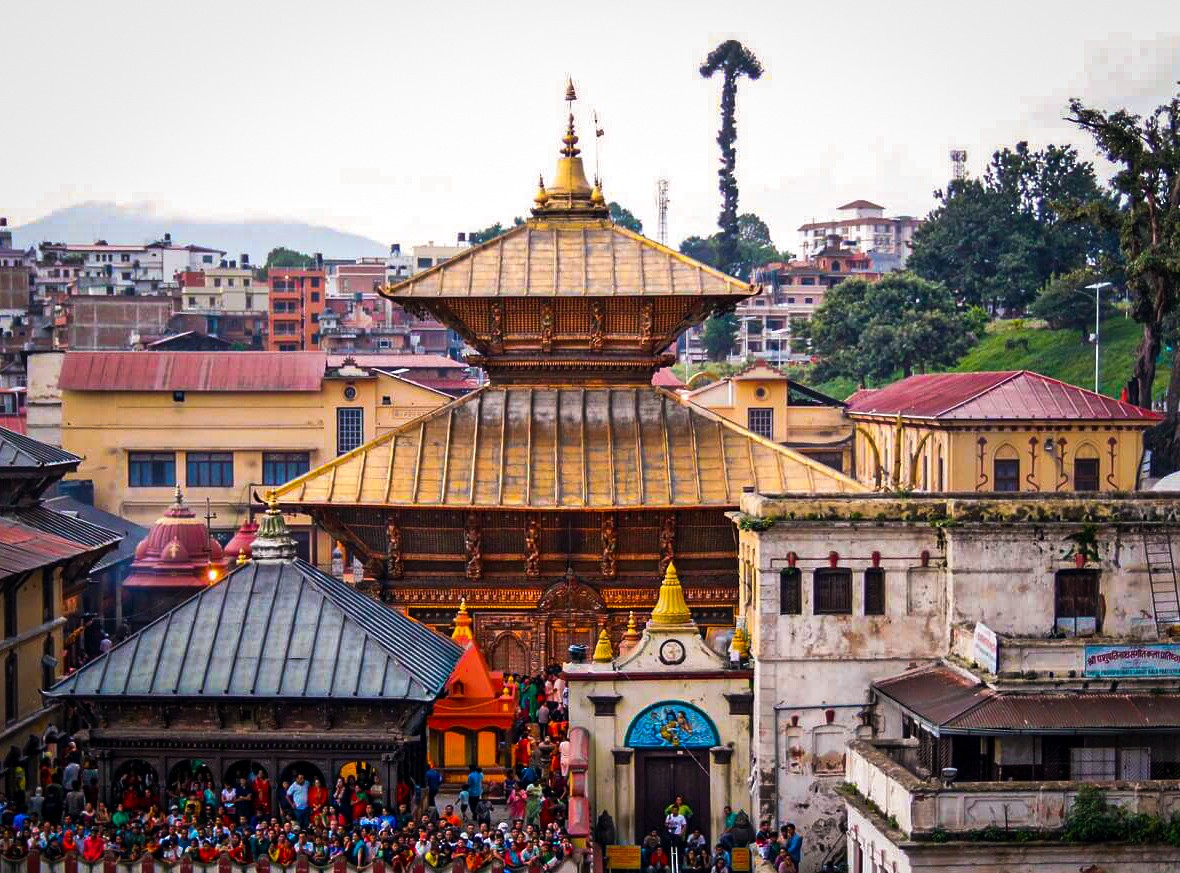 क्षमापूजासहित पशुपतिमा सुनको जलहरी राखिँदै