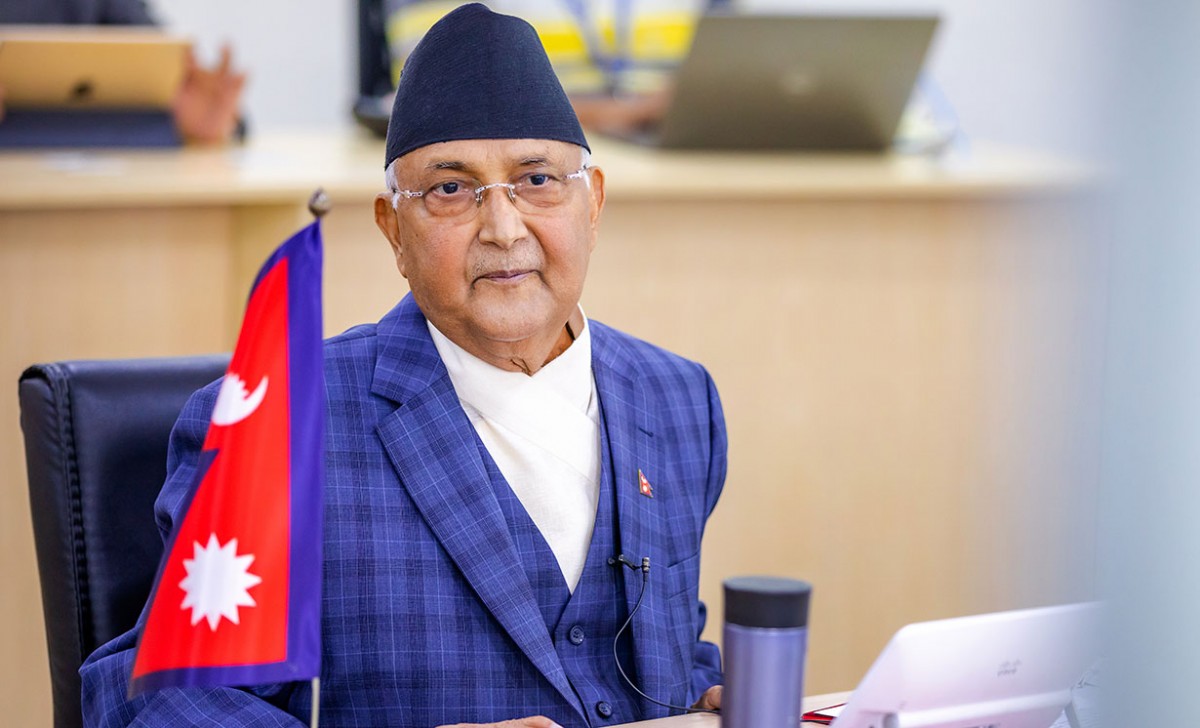 ओली पुगे निर्वाचन आयोग, गरे आफ्नो समूह आधिकारिक भएको दाबी !