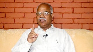 कांग्रेसले सय सिट दाबी गर्छ भने एक्लै लडोस : लीलामणि पोखरेल