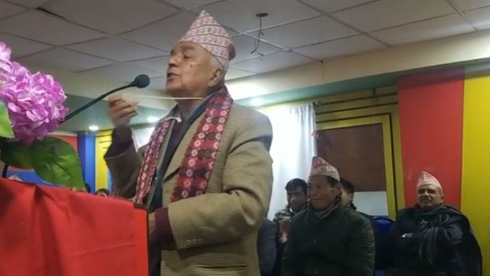 जनै देखाउँदै रामचन्द्र पौडेलले भने, ‘धर्मका कुरा गर्ने?