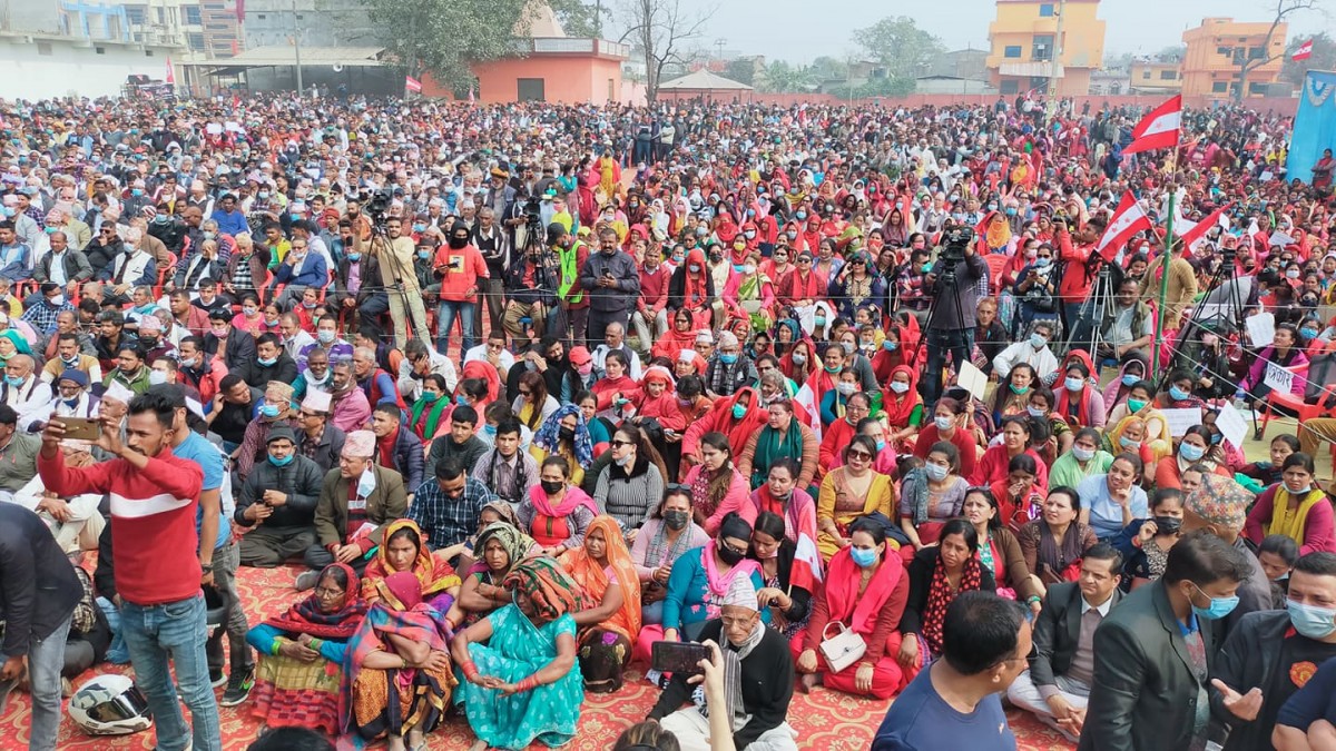 १२ तस्बिरमा हेर्नुहोस् संसद् विघटनविरुद्ध कांग्रेसले आज देशैभर गरेको प्रदर्शन !