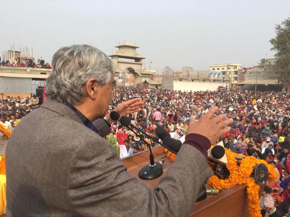 प्रचण्ड र ओलीको झगडाले हाम्रै पार्टीमा समस्या आइसक्यो, यिनीहरु राजाभन्दा पनि ठूला राजा हुन थाले: देउवा