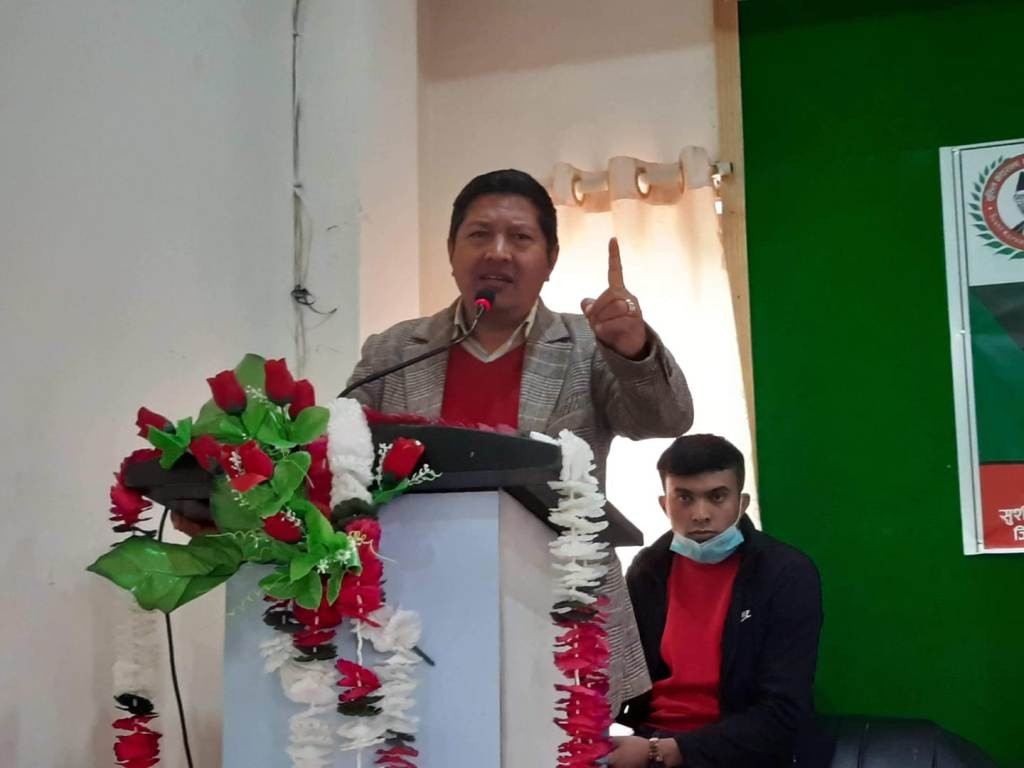 ‘मलाई दबाव दिने बहादुर जन्मिएकै छैन, बस्नेतजीसँग भेटेको हल्ला झुटो हो’