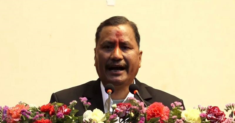 विप्लवले कपिलवस्तुबाट मतदान गर्दै