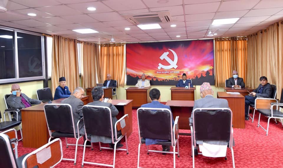 ६ तस्बिरमा हेर्नुहोस् ओली समूह र नेपाल समूहबीचको भेटवार्ताका दृश्य !