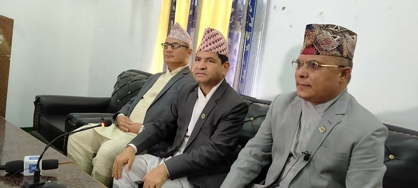 कर्णालीका तीन मन्त्रीले दिए राजीनामा, के धरापमा परेकै हो मुख्यमन्त्री शाहीको कुर्सी ?