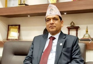 ‘विद्यालय बन्द गरेर अनलाइनमार्फत पढाउने तयारी हुँदैछ’