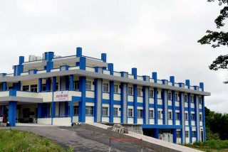 कोरोना संक्रमितले भरियो कर्णाली प्रदेश कोभिड अस्पताल, अक्सिजनकै अभाव