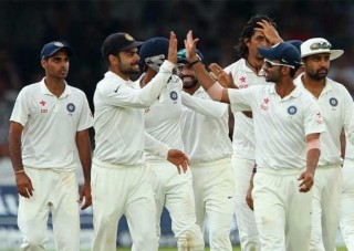 टेस्ट वरियतामा भारत शीर्ष स्थानमा, कति छ पाकिस्तानको स्थान ? (सूचिसहित)