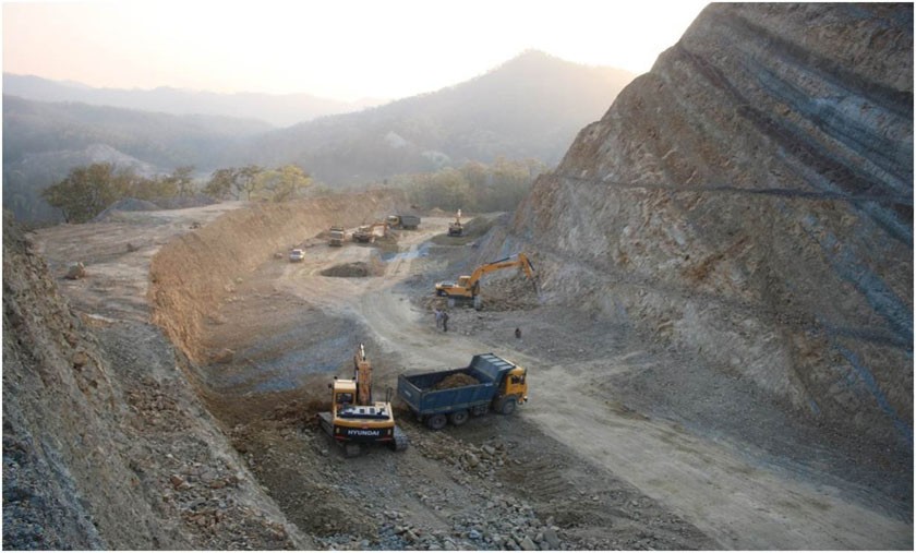 काठमाडौं–तराई द्रुतमार्गः सुरुङमार्ग बनाउन ५० अर्बको ठेक्का सम्झौता