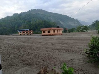 मेलम्ची र इन्द्रावती नदीमा आएको बाढीले ५० जनाभन्दा बढी बेपत्ता