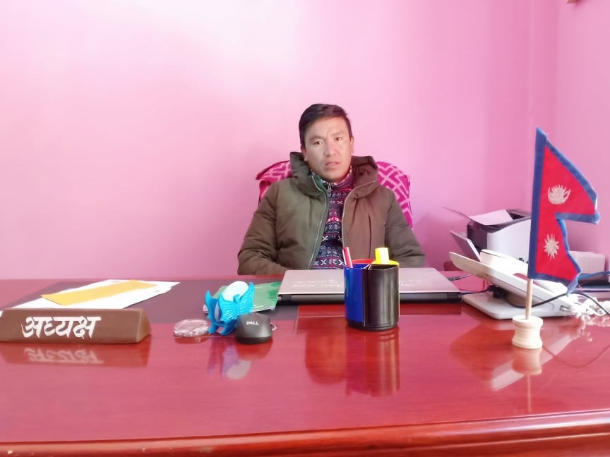 फेरि पानी पर्न सुरु भएपछि चामेमा त्रास छाएको छः गाउँपालिका अध्यक्ष घले