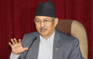 दार्चुला घटनामा सरकारले खुट्टा कमाएको भन्दै सांसदहरुले गृहमन्त्रीलाई घेरे