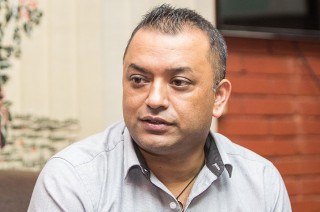 अघिल्लो सरकारले कानूनविपरीत गरेको निर्णयको भारी यो सरकारले नबोकोस्