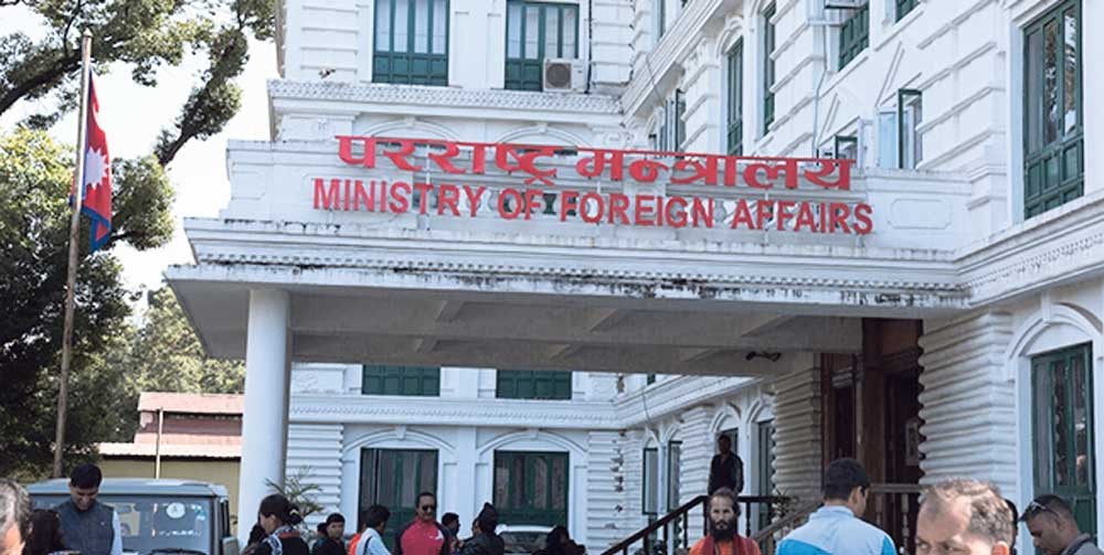 एनआरएनएसँग परराष्ट्रले माग्यो स्पष्टीकरण, जवाफ पठाउन पाँच दिने अल्टीमेटम