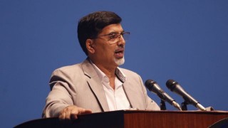 एमाले सांसदको नाराबाजीबिच १६ खर्ब ३२ अर्ब ८३ करोडको संशोधित बजेट पेश