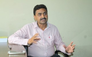 मुलुकको बिग्रदो अवस्था सहि मार्गमा गइरहेको छ: ठाकुर गैरे