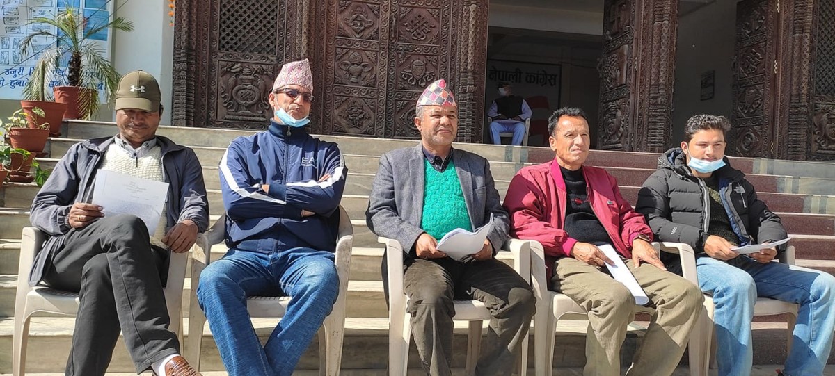 मंसिर १ देखि सानेपामा अनसन बस्ने डडेल्धुरा कांग्रेस सभापतिको चेतावनी