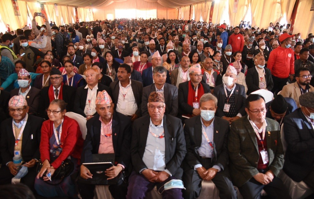 एमालेको नवनिर्वाचित केन्द्रीय कमिटीको शपथ ग्रहण र पहिलो बैठक सौराहामै हुने