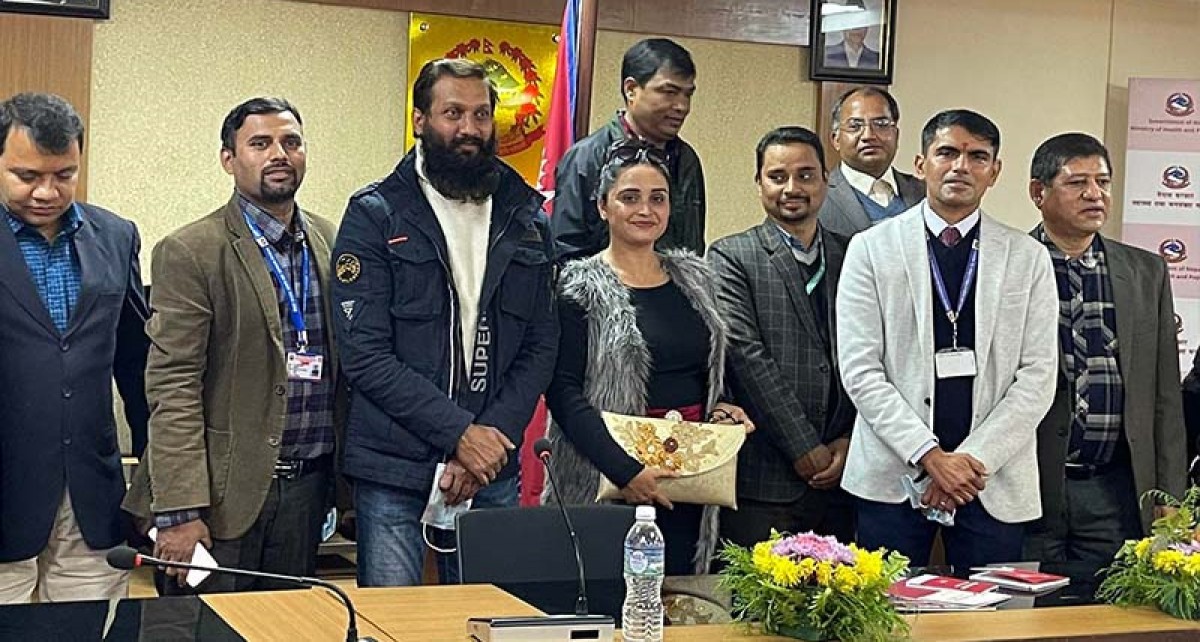 आयुर्वेद विभागद्वारा नागरिक आरोग्य कार्यक्रम सुरु