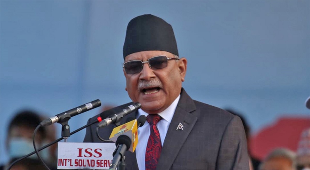 कांग्रेस नेताहरुलाई प्रचण्डको आग्रह : एक्लै हिँड्ने अहंकार नगरौं, ओरालो यात्रा सुरु हुन्छ