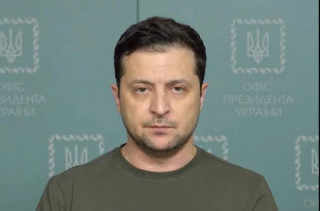 Stop playing with Russia, end war; Zelensky tells West